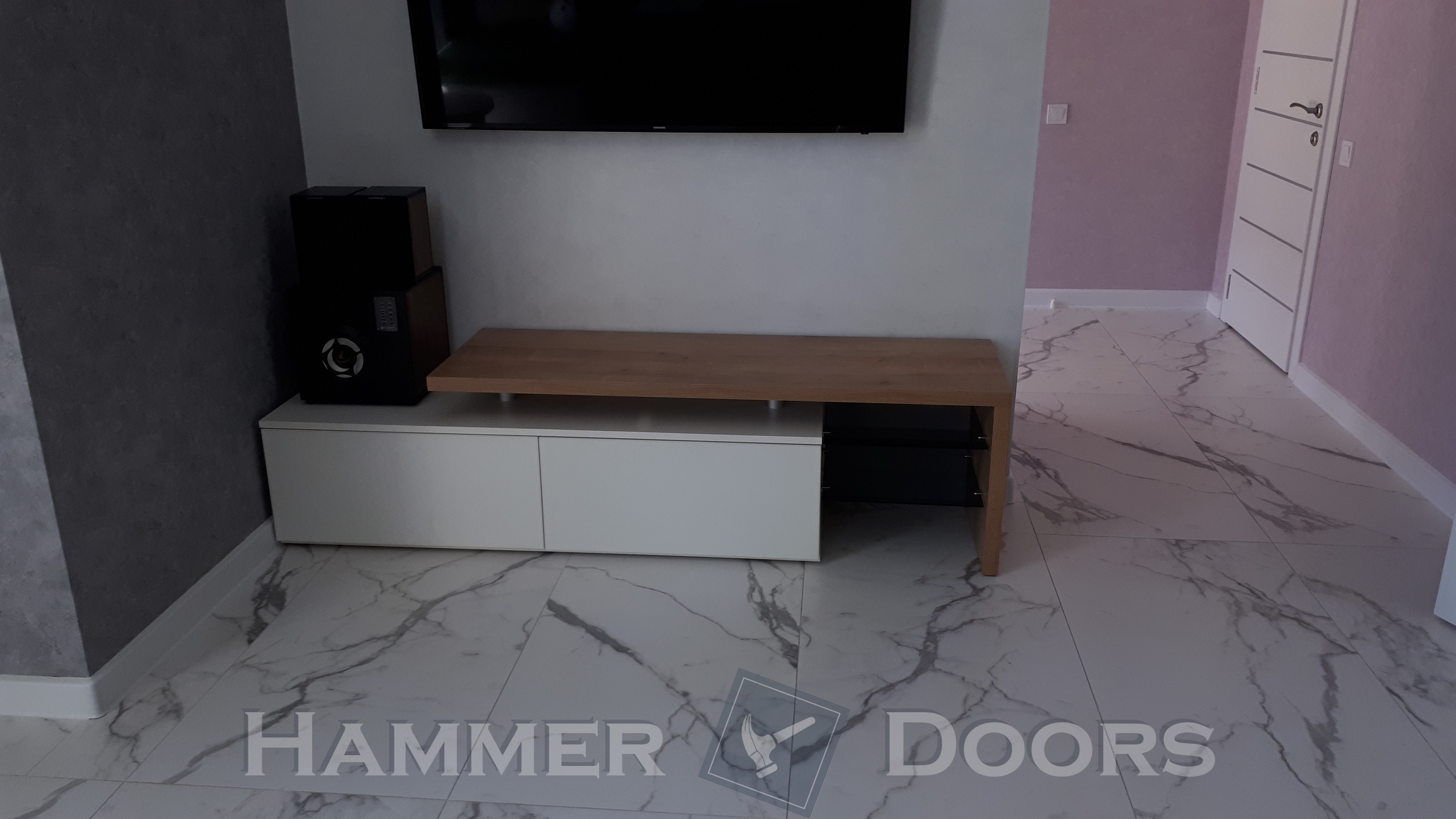 Тумба под телевизор