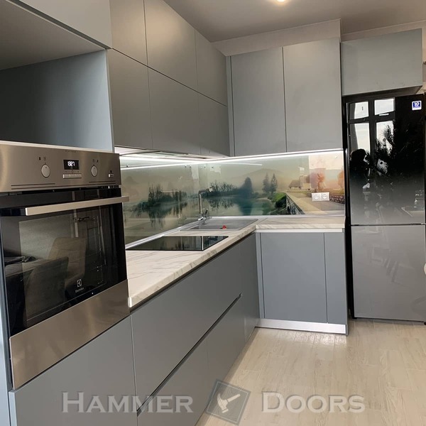 Кухня с фасадами из ЛДСП