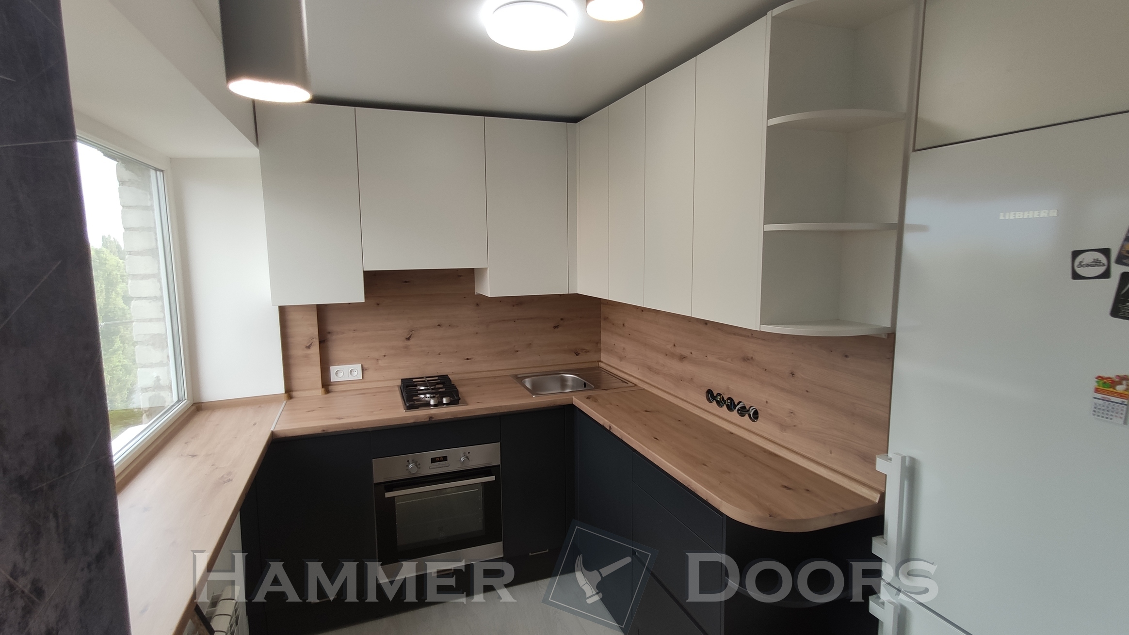 Встроенная кухня .Фасады ЛДСП EGGER/